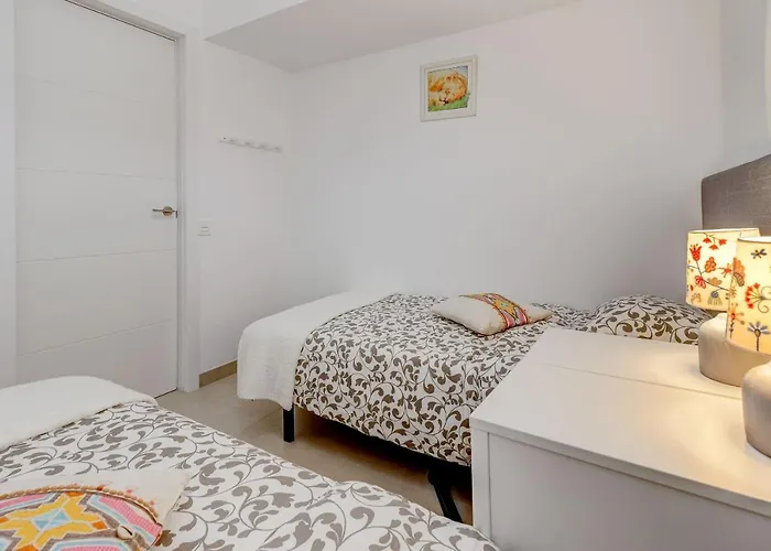 Two Bedroom Near The Ocean * プラヤ・デ・ラス・アメリカス